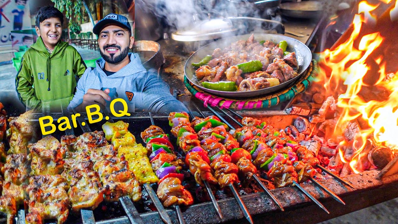 Bar.B.Q in Rain 🌧 Famous Barbecue Shehzad Tikka Shop in Sialkot | Street Food Sialkot Pakistan