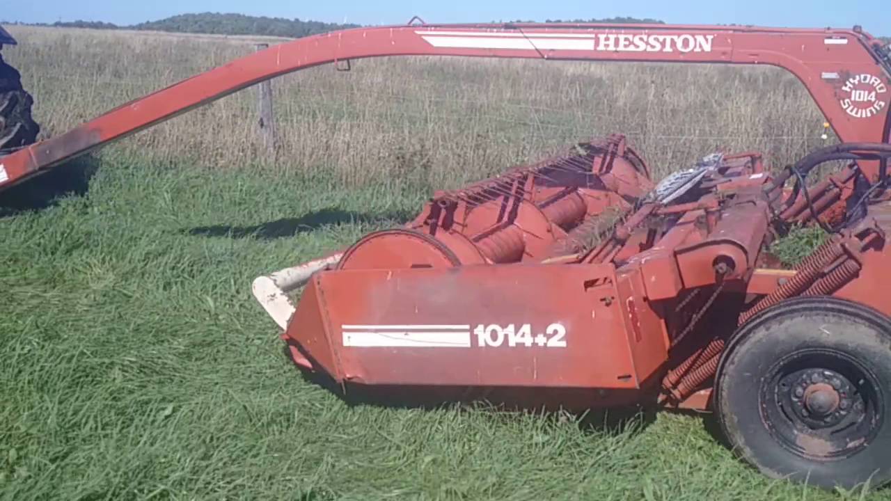 hesston 1014 +2 cutting hay