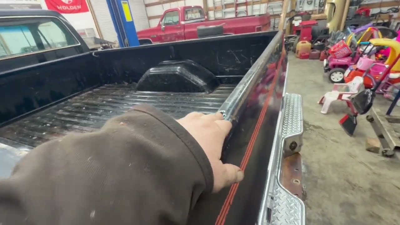Update on the 1984 gmc. I’m very indecisive on this one! 