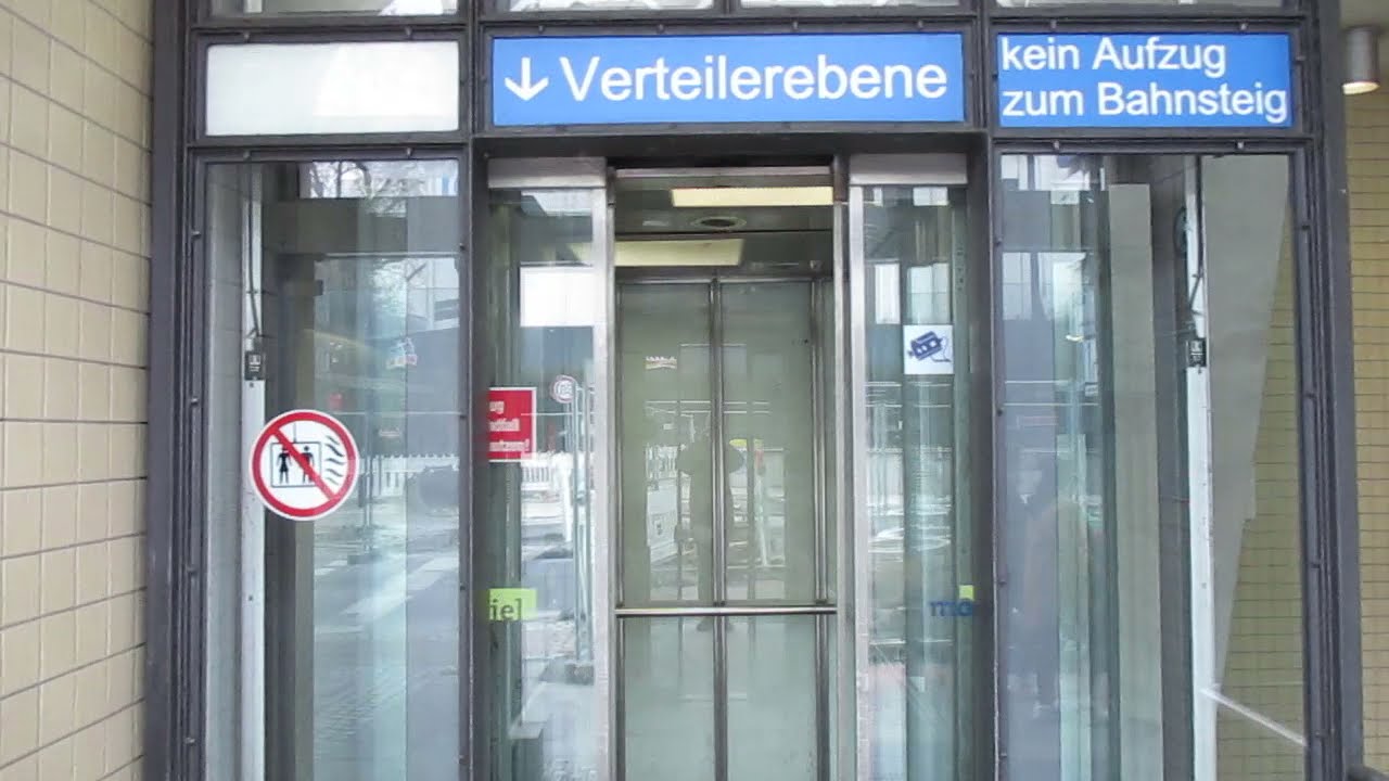 Bielefeld, Stadtbahnstation Jahnplatz (3)