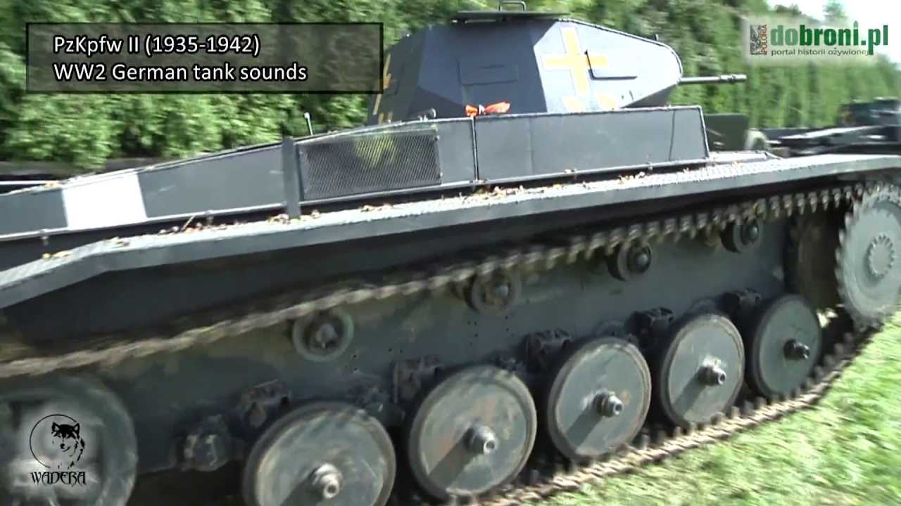 PzKpfw II (1935-1942) German tank sounds - Sd.Kfz.121 (replica)