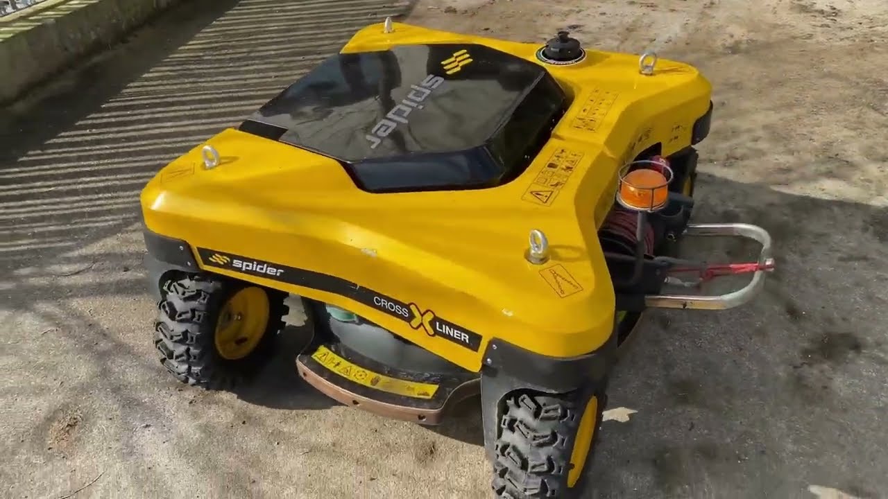 Spider Crossliner mit Seilwinde bis 55° - Großflächen- und Böschungsmäher