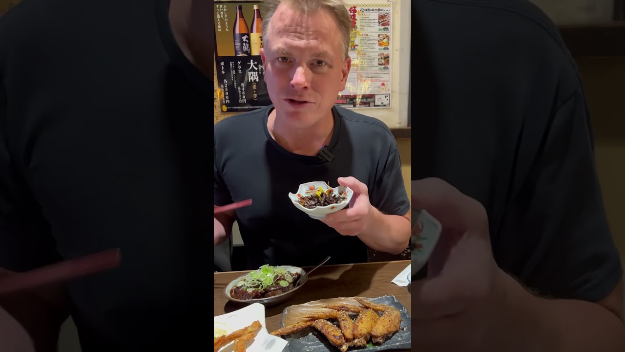 Eating Grasshoppers #japantourism #japanesefood #grasshoppers