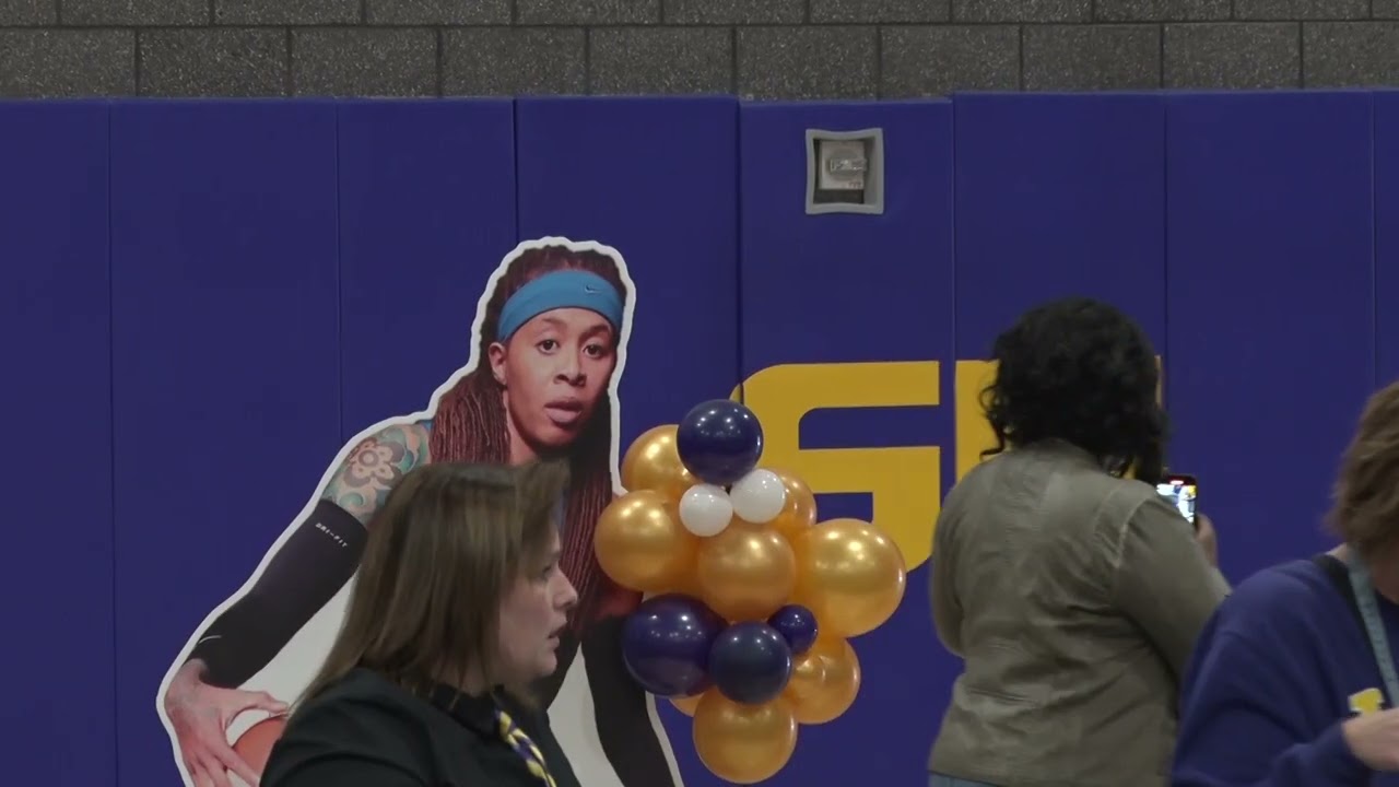 History set in stone: Seimone Augustus' statue unveiled