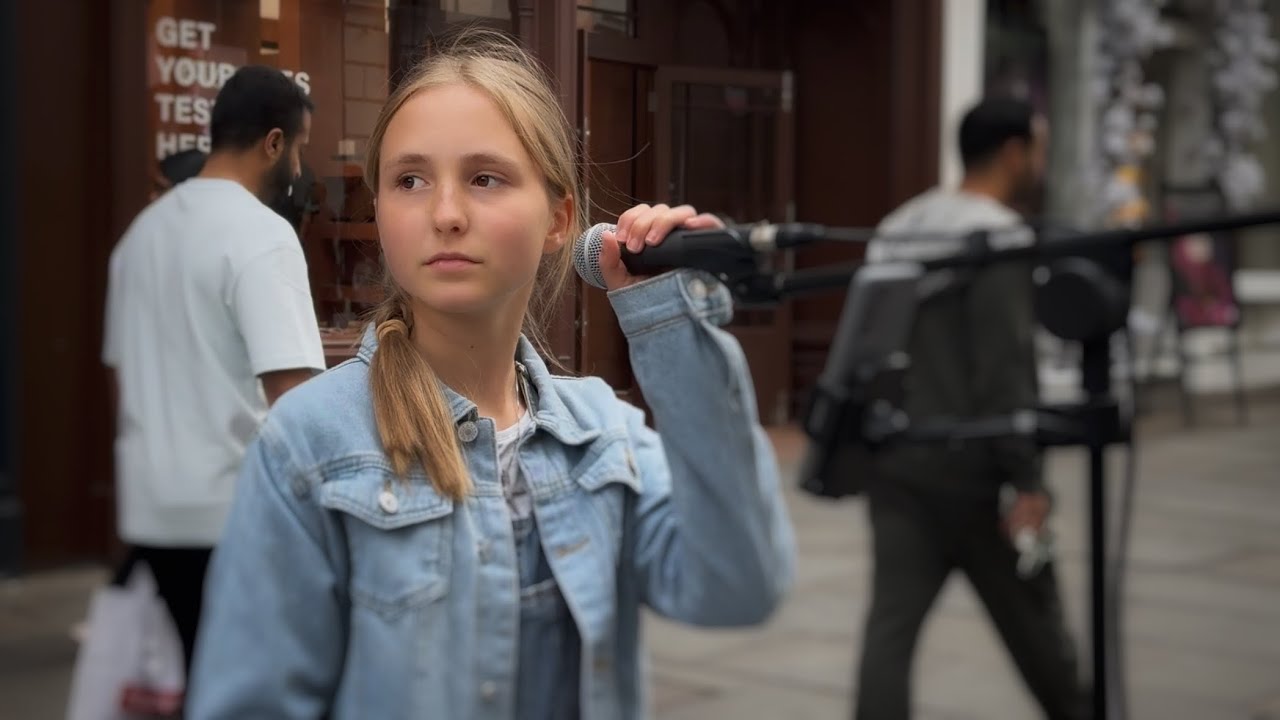 This 13yo Will TOUCH Your Heart - Oceans- Hillsong United | Cover by Kinga Gawron 