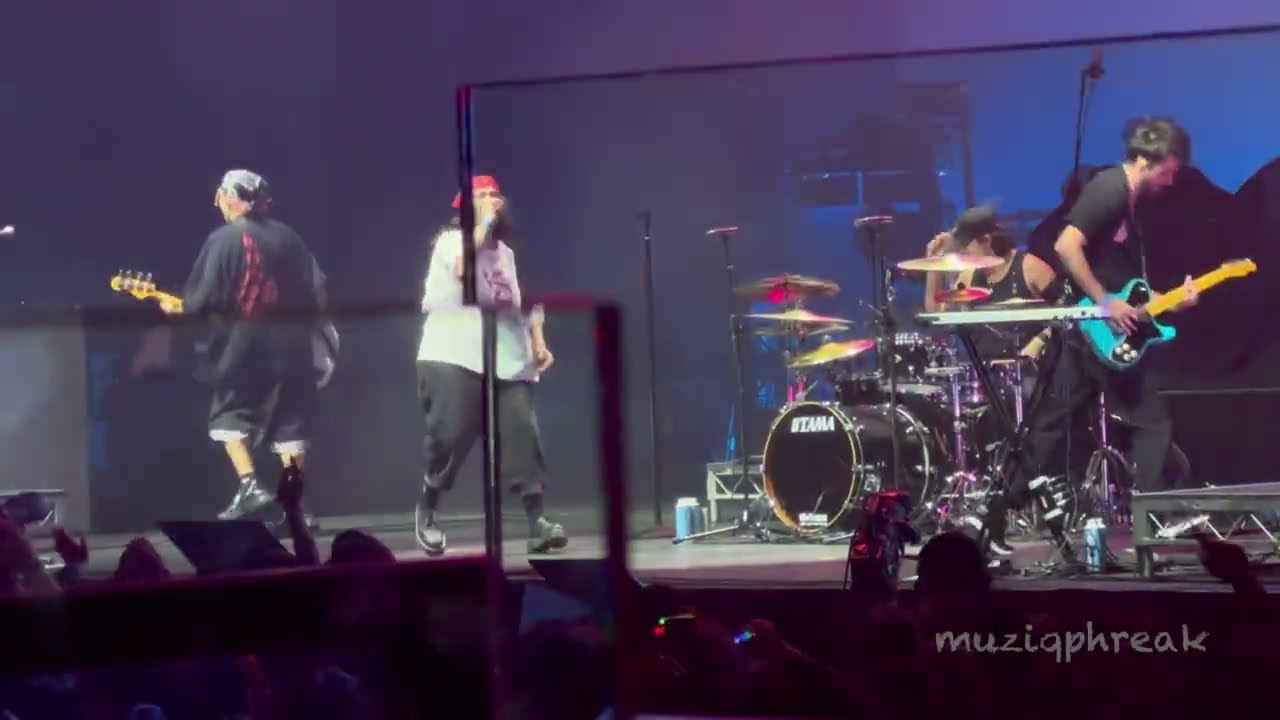 Jurassic Park - Stand Atlantic (Opening for One Ok Rock Detox Tour Melbourne 260312)