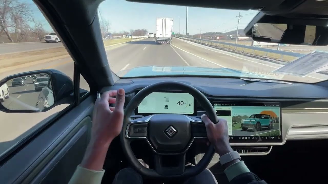 Тест-драйв Rivian R1S Adventure 2025 года, стандартная батарея, два двигателя, вид от первого лиц...