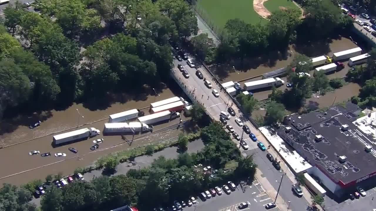 AERIAL VIDEO: Trucks and Cars Abandoned on Flooded Expressway in the Bronx [SkyFOX]