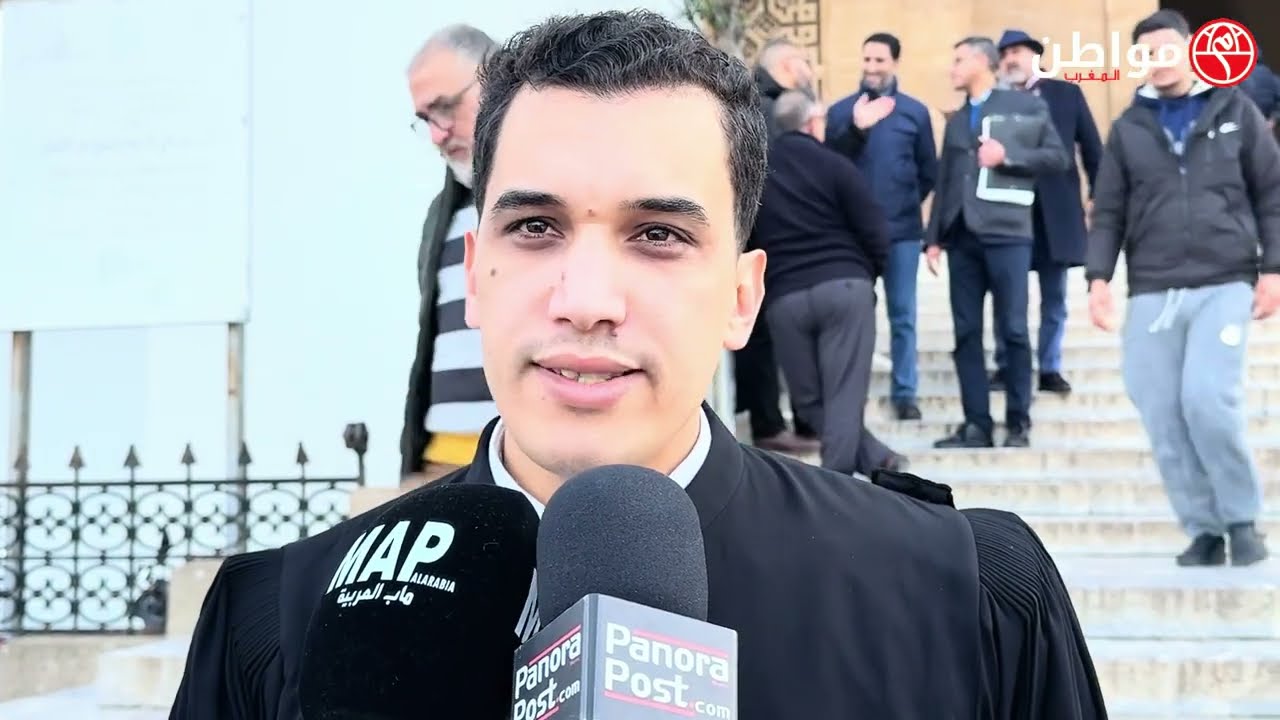 المحامون الشباب يحتجون أمام المحكمة المدنية بالدار البيضاء ضد تعديلات قانون المهنة... شوفو أش واقع!!