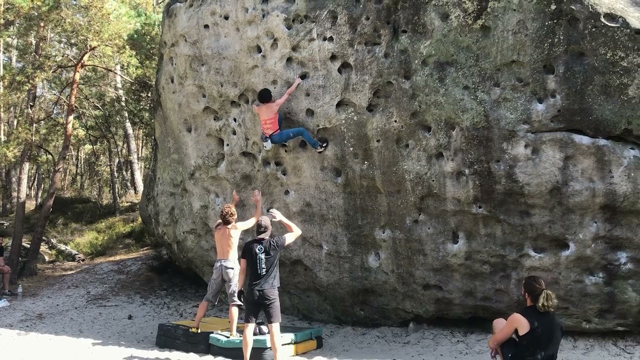 Classic High Ball 5+ La Dalle a Poly - Fontainebleau Bouldering  Black Circuit ED 40 bis