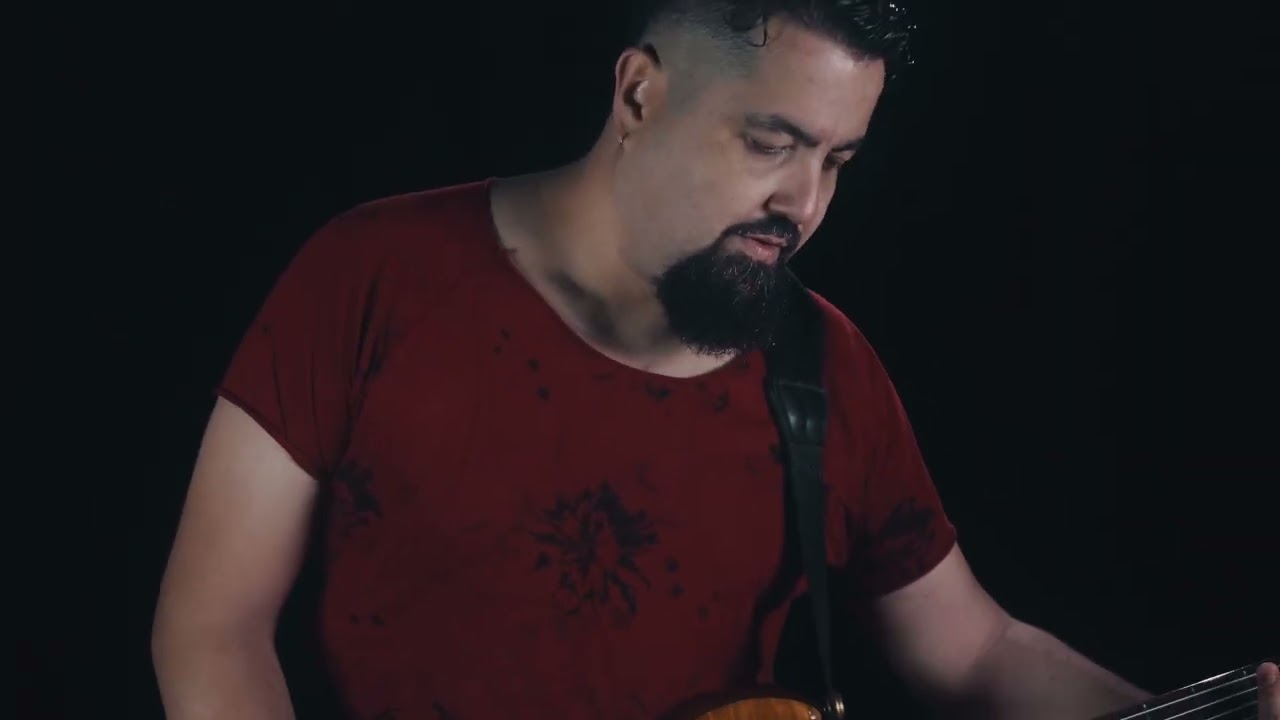 Alberto Magno - O Mago e o Urubu (Clip Oficial)