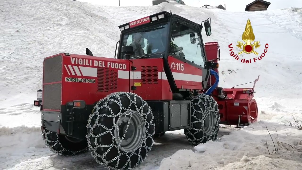 SESTRIERE (TO) - ADDESTRAMENTO GRUPPI OPERATIVI SPECIALI CON FRESA SPAZZANEVE