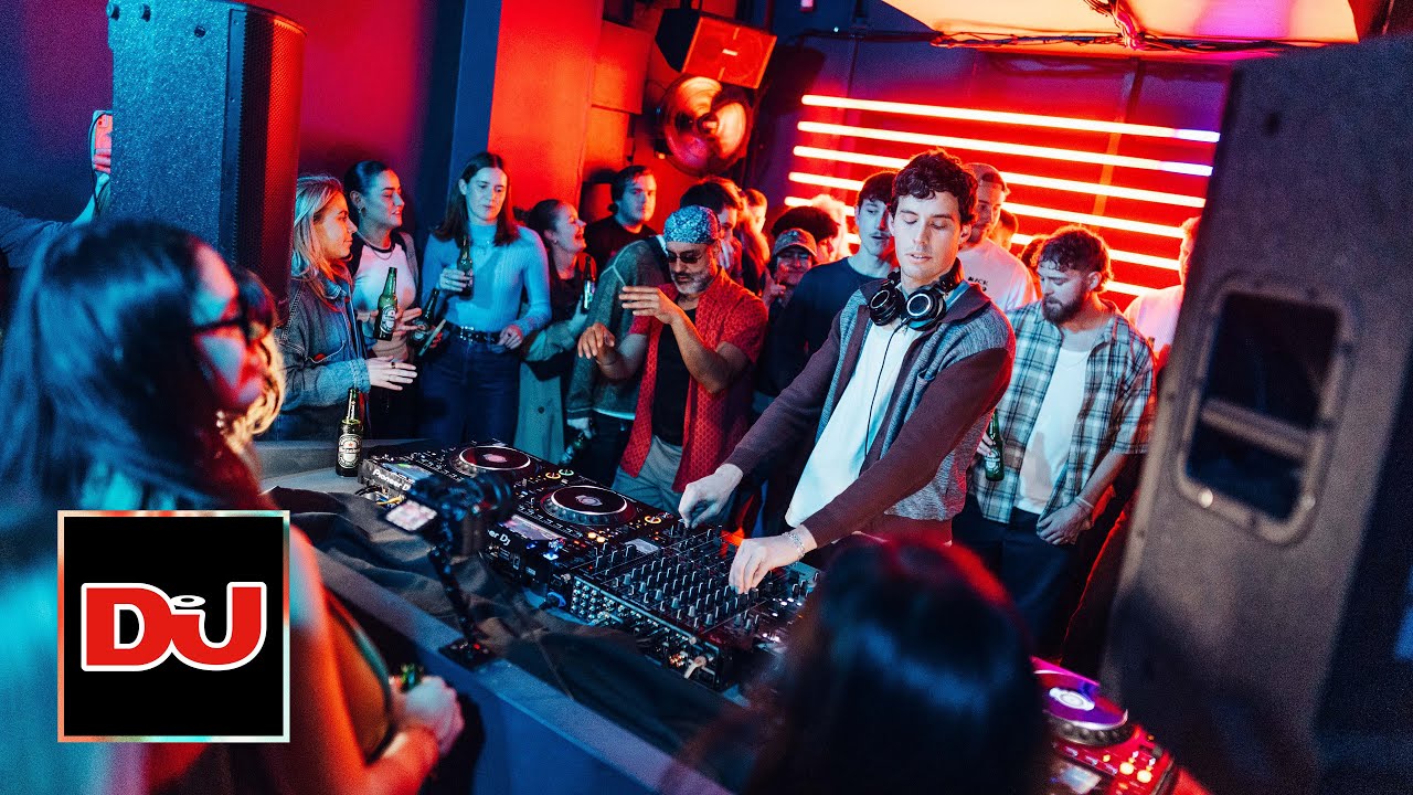 SWIM Live From DJ Mag HQ