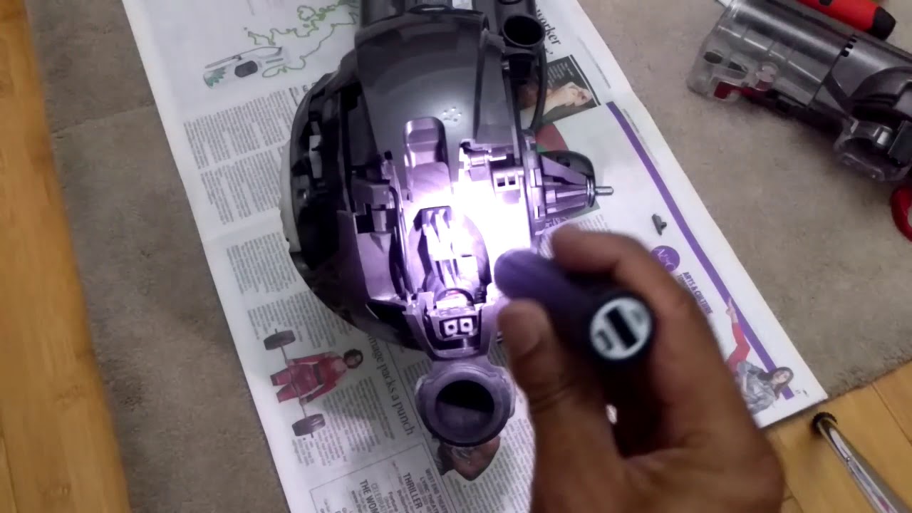 How to replace Dyson Ball DC40 swivel lock