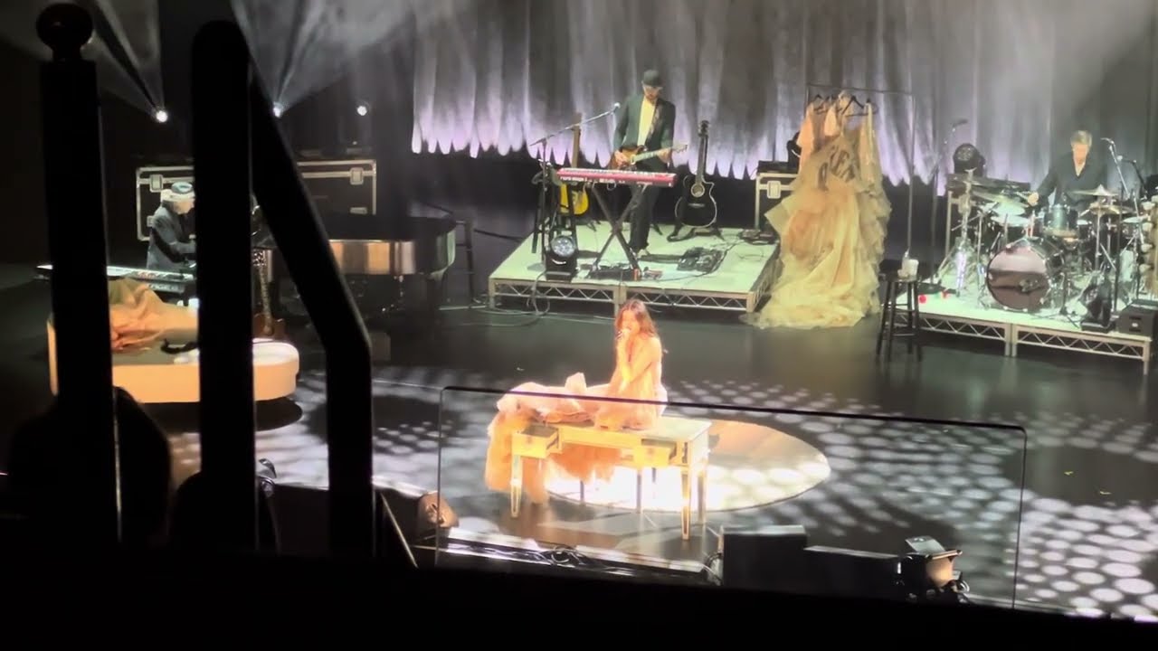 Idina Menzel - “No One Mourns the Wicked” - Take Me or Leave Me Tour 2024, Seattle