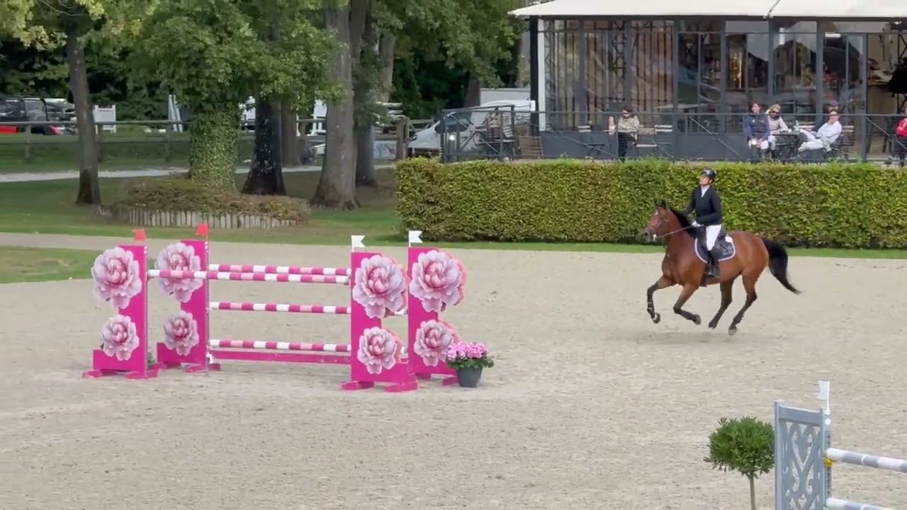 Edonna D'Udine  LR 1m45 GP Qualifier Compiegne CSI2*