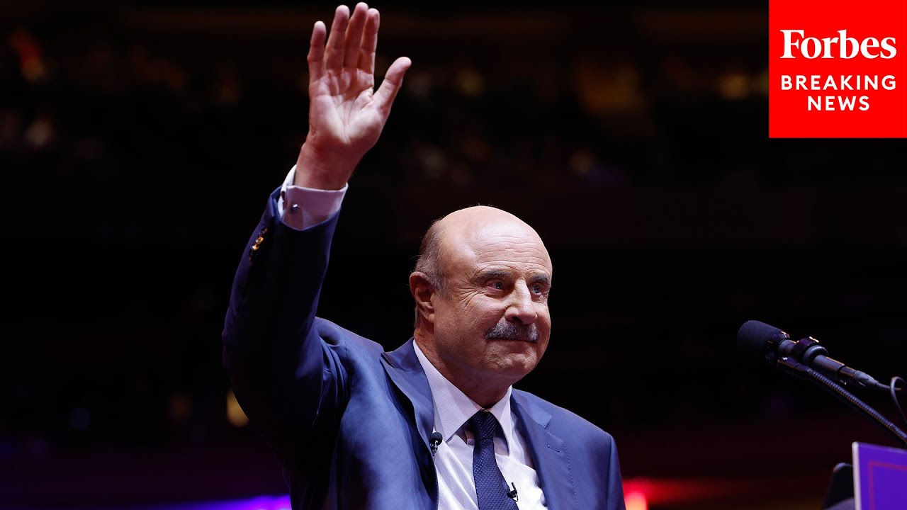 Dr. Phil Speaks At MSG Rally To 'Stand Up For The People Who Have Declared Their Support' For Trump