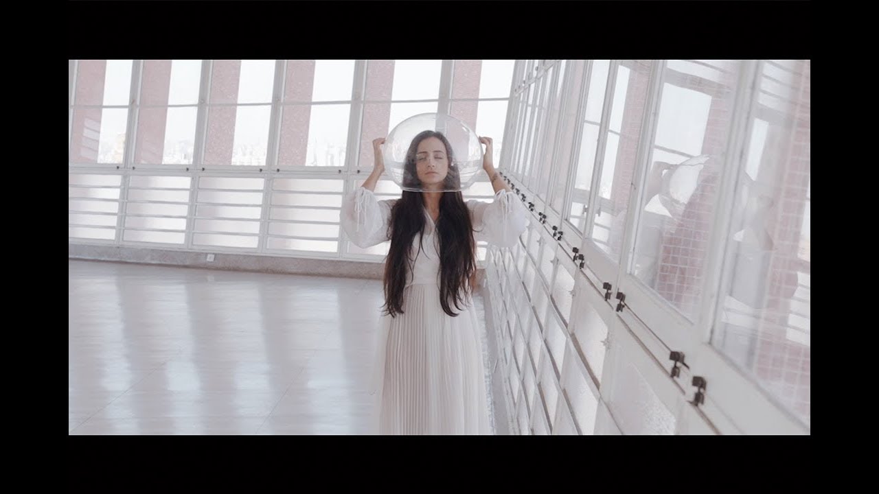 Mariana Nolasco - Deixei 2.0 (Clipe Oficial)