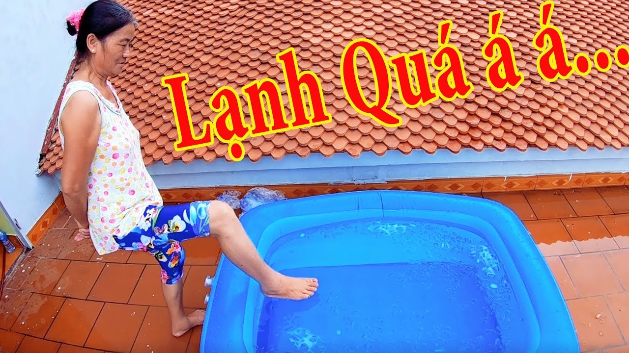 PHD | Thách Mẹ Tắm Nước Đá Lạnh | Ice Bath Challenge