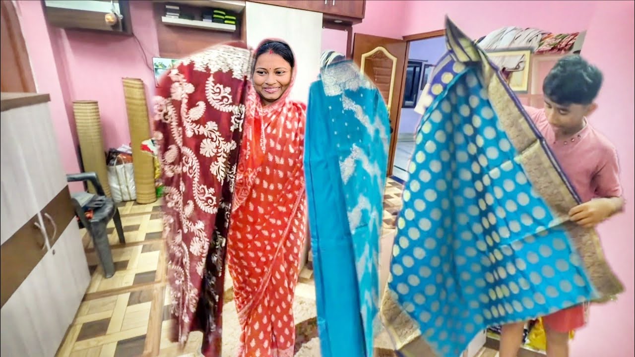 একটা আমার বিয়ের শাড়ি,একটা বৌভাতের আর একটা লজ্জাবস্ত্রের অনেকদিন পর দেখলাম
