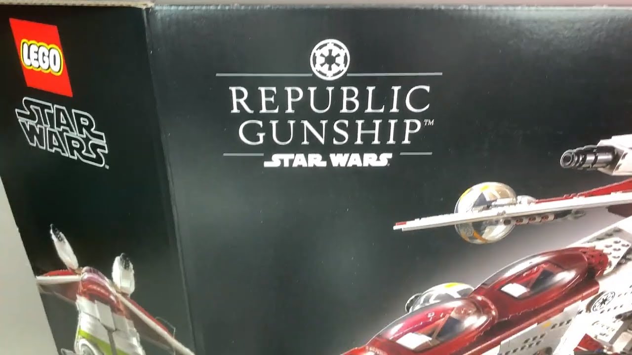 Lego 75309 - Republic Gunship - opening