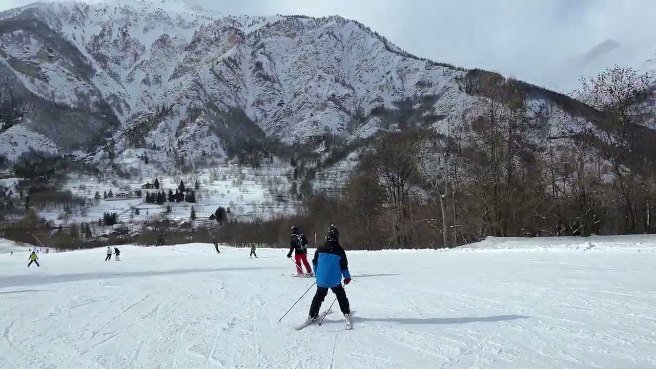 Bardonecchia  -  Chapelle Bue 2 (Seán and Dronie)