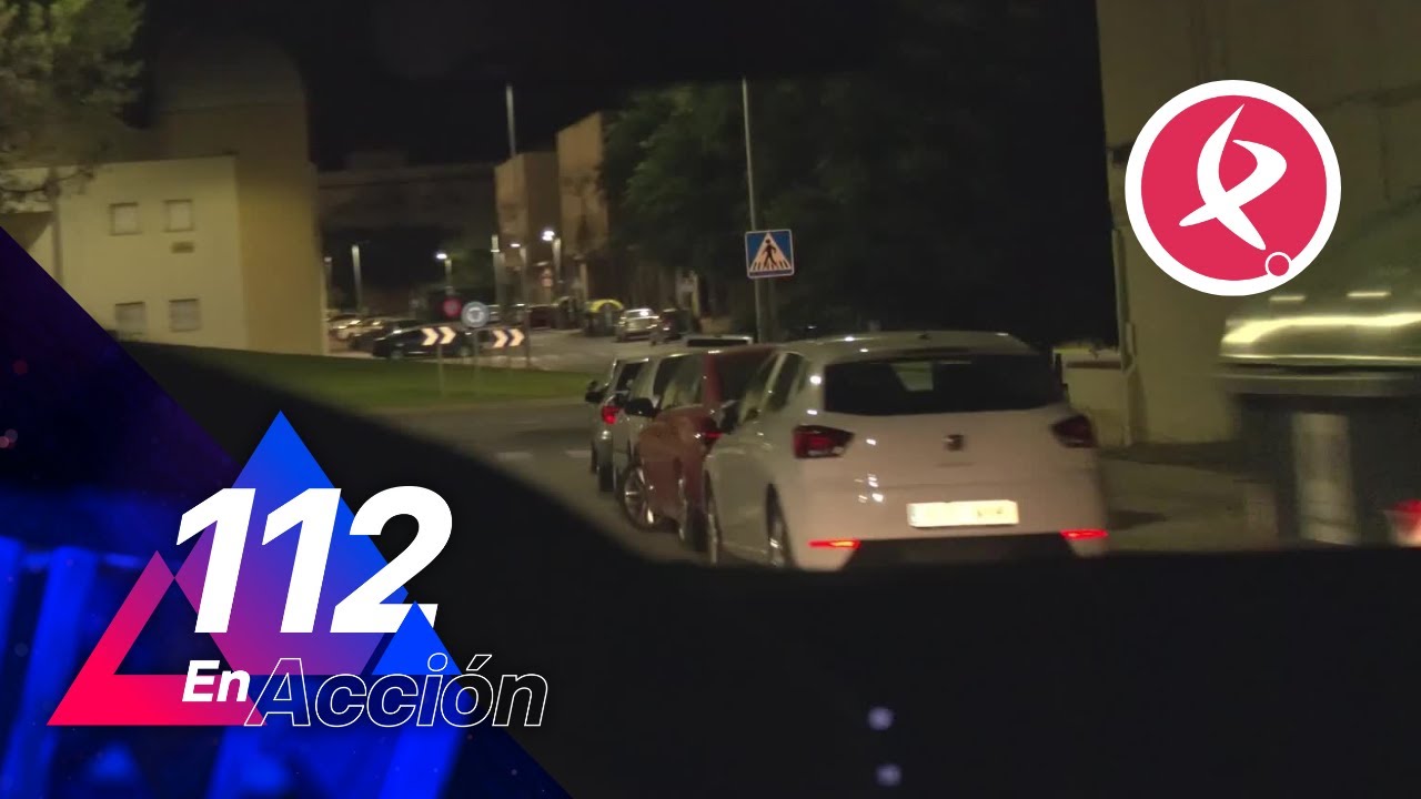 La Policía para a un vehículo que sale de un zona de venta de droga | #112enAcción