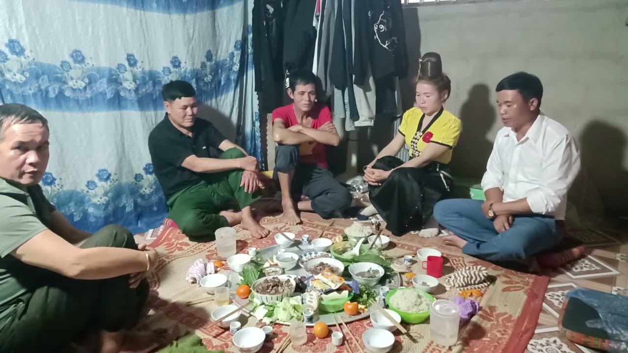 Kháp cin lảu chi Mết chiêng tay lo 