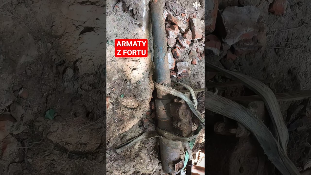 Szokujące odkrycie w Twierdzy Przemyśl &ndash; 2 armaty M.75 !