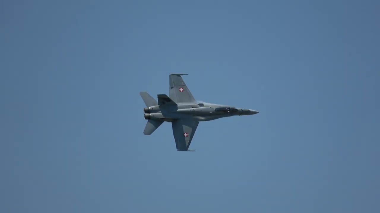F-18 A POSIEUX FRIBOURG