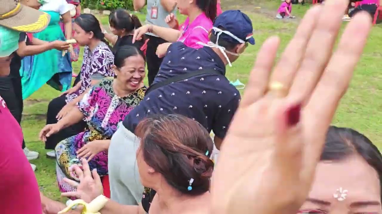 MERIAHKAN HARI IBU DI KECAMATAN SERIRIT