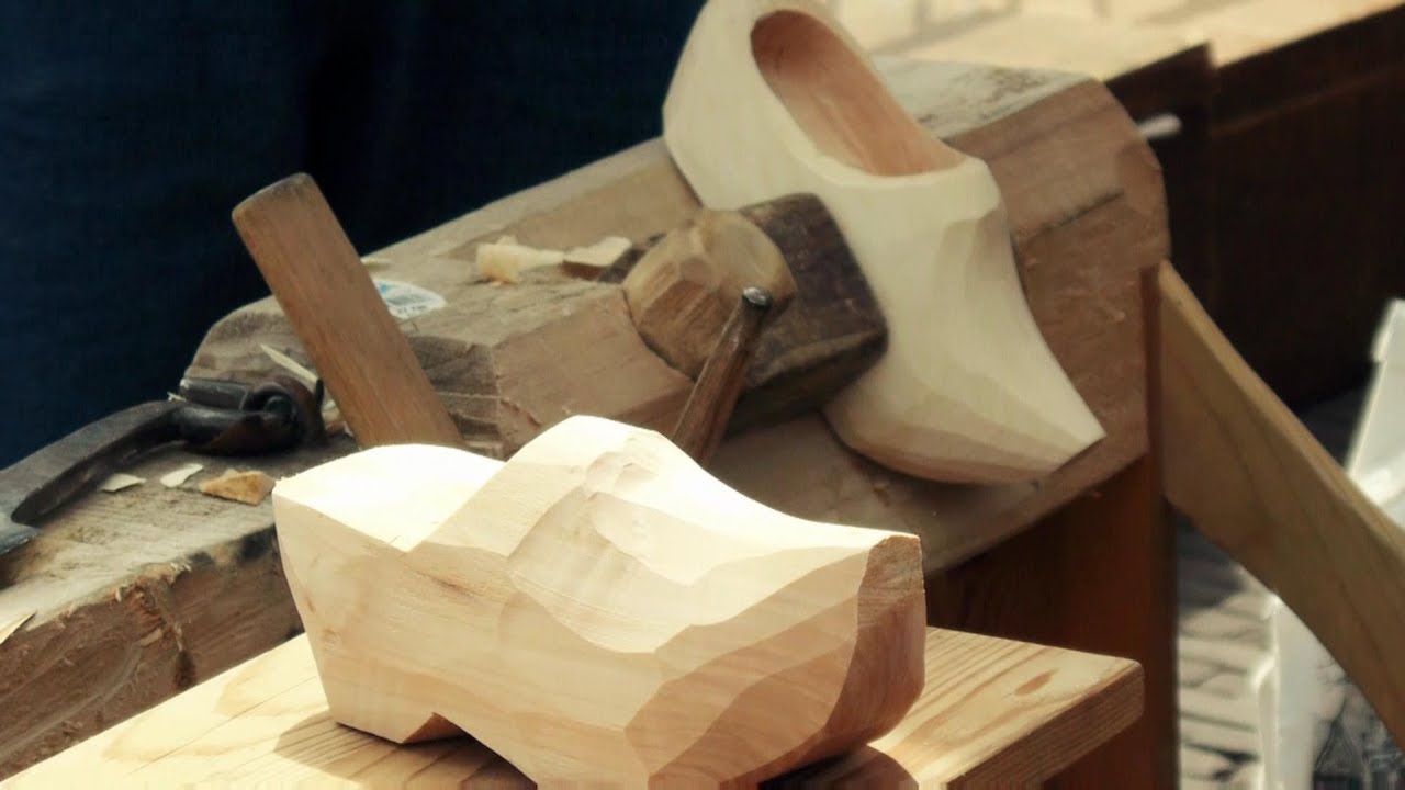 Dutch clogs (Klomp), Sabot Hollandais, Making of the Dutch Wooden Shoes
