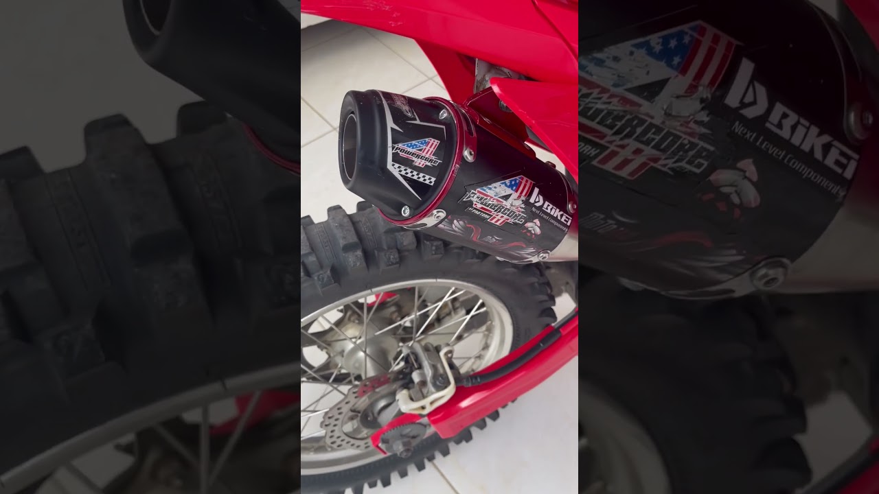 ESCAPE POWERCORE 4 CRF 250F CORTANDO GIRO