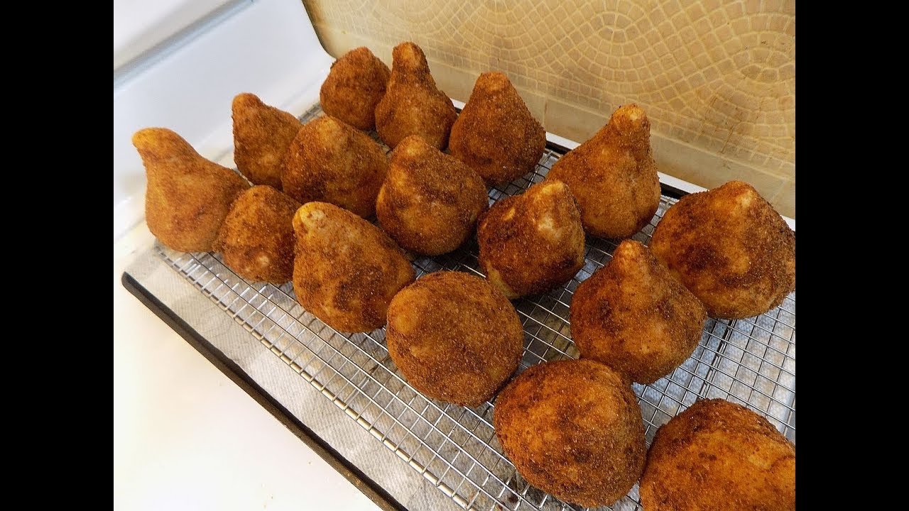 Coxinha (Brazilian Fried Chicken Croquettes)