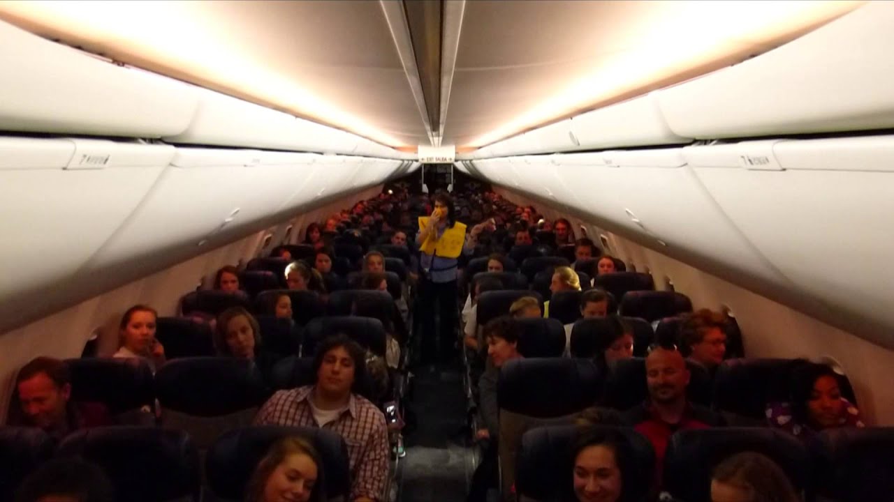 Harlem Shake (Southwest Airlines Flight 380 Edition)