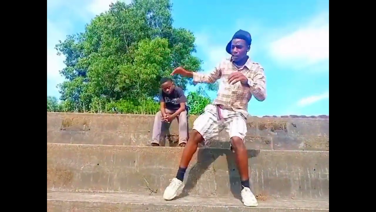 Akanda city crew 🔥 tcham Gabon 🇬🇦 2k22 freestyle ✨ (sylla's,la fiole ,stevy ,natino &Billy ).