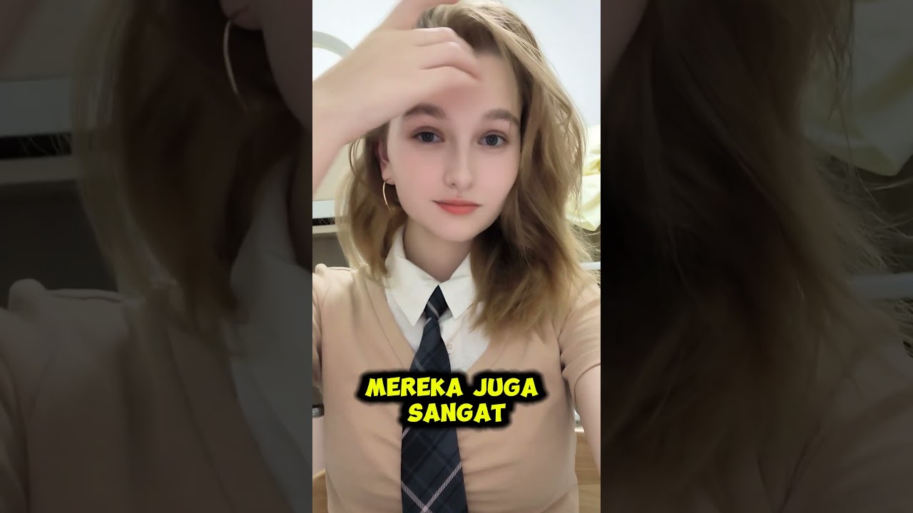 Wajahnya Bikin Lupa Mantan? Cewek Ukraina Emang Gak Main-Main!
