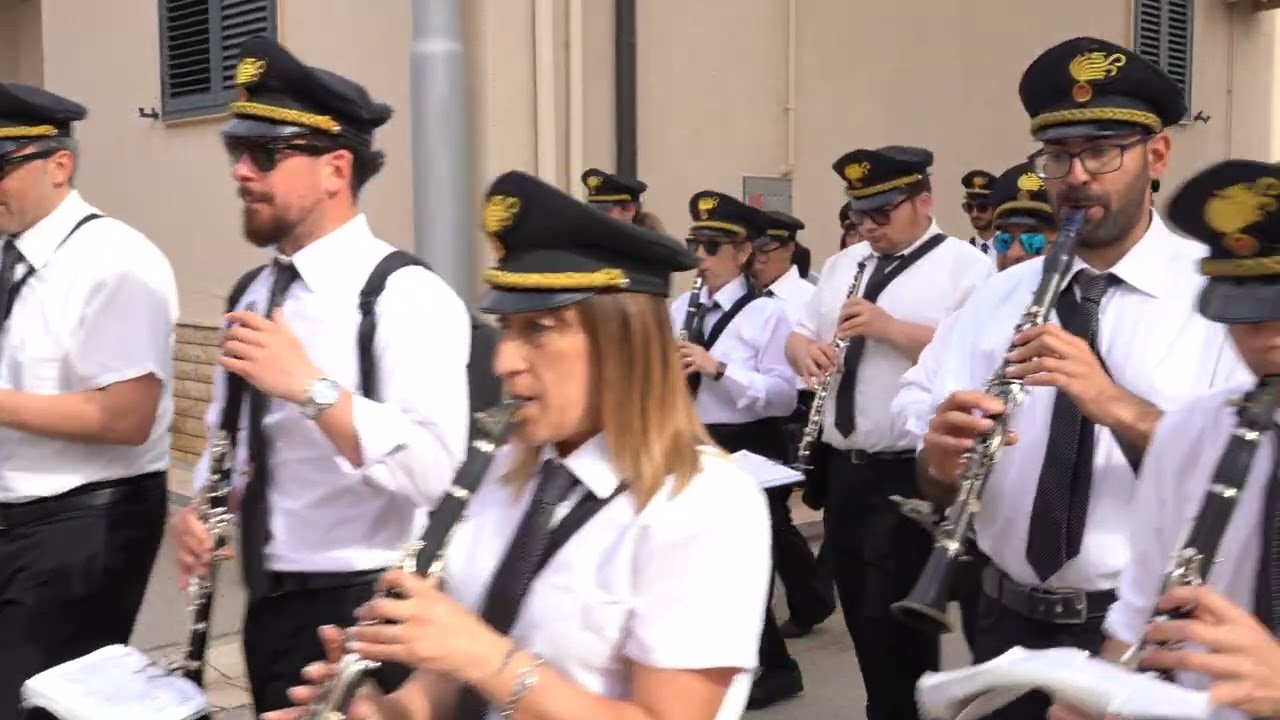 Banda Città di Bari - Marcia Amici veri - Festa di San Michele Arcangelo Sammichele di Bari 11/5/25