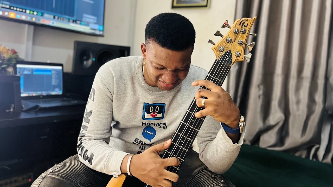 ENERGETIC POWERFUL AFRICAN PRIASE MEDLEY WITH TOBI JEFF RICHARDS (BASS COVER)