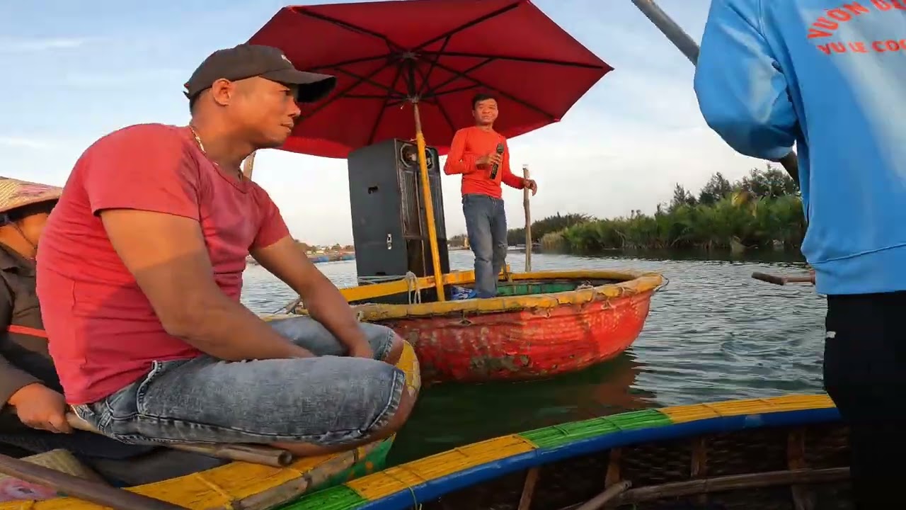 Basket Boat #vietnam #danang #basketboat 