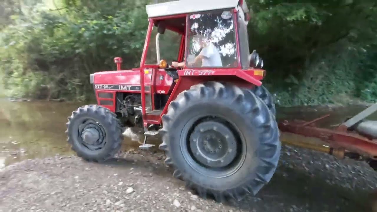 Vuča vode i zaliv maline sa IMT 577 DV i cisternom 6000l