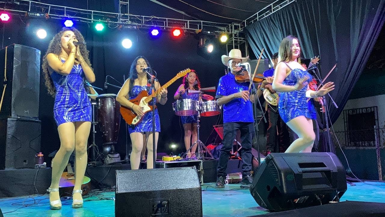 Fiestas patronales desde Yamabal Morazán con Atardecer Tropical