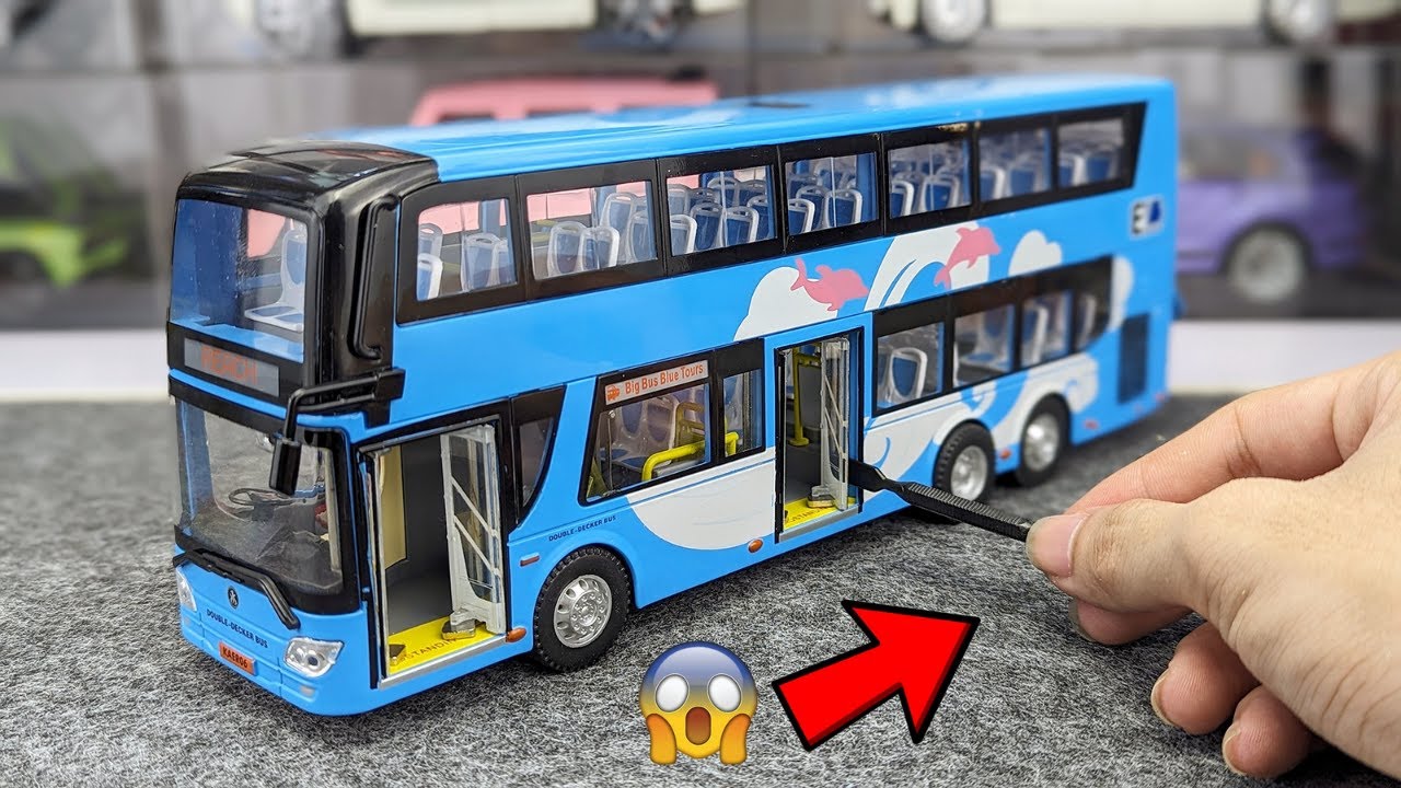 Unboxing a new miniature Double-decker Bus model 1:42  Scale