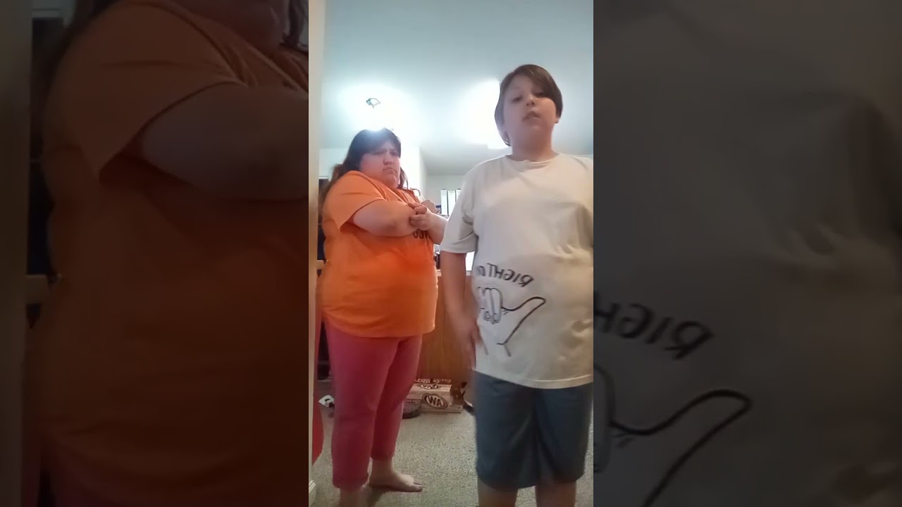 younger sibling protects the older sidling