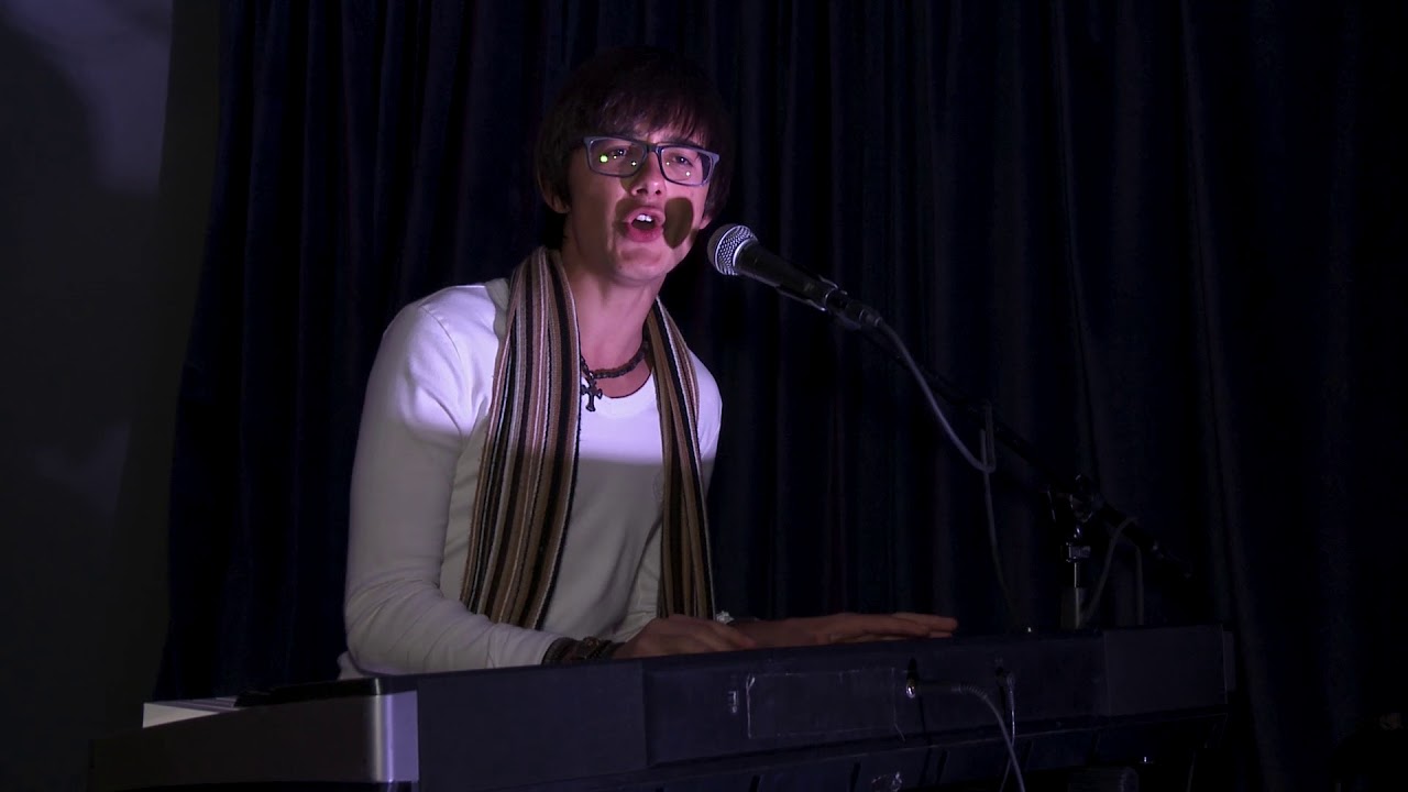 Elton John Medley - Henno William Cover (Live)