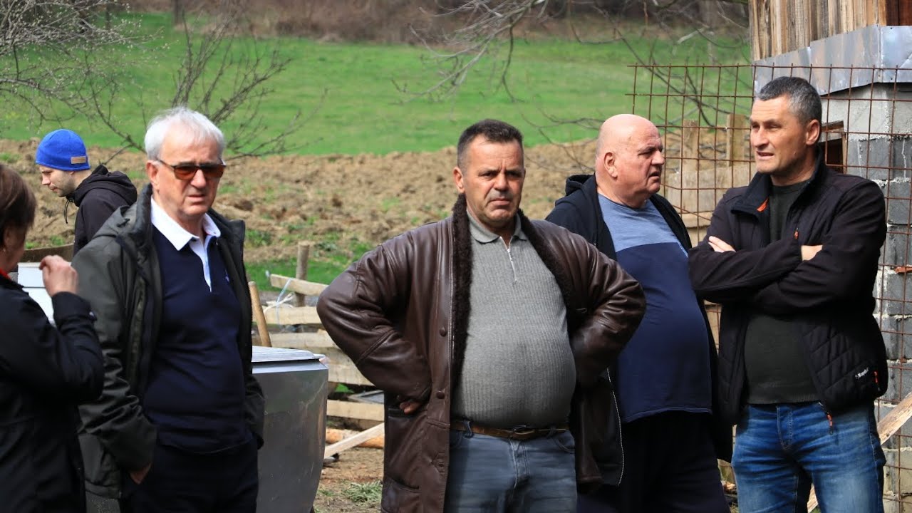 Načelnik Općine Ilija&scaron; Akif Fazlić posjetio vlasnika Handžića čiju je &scaron;talu zahvatio požar