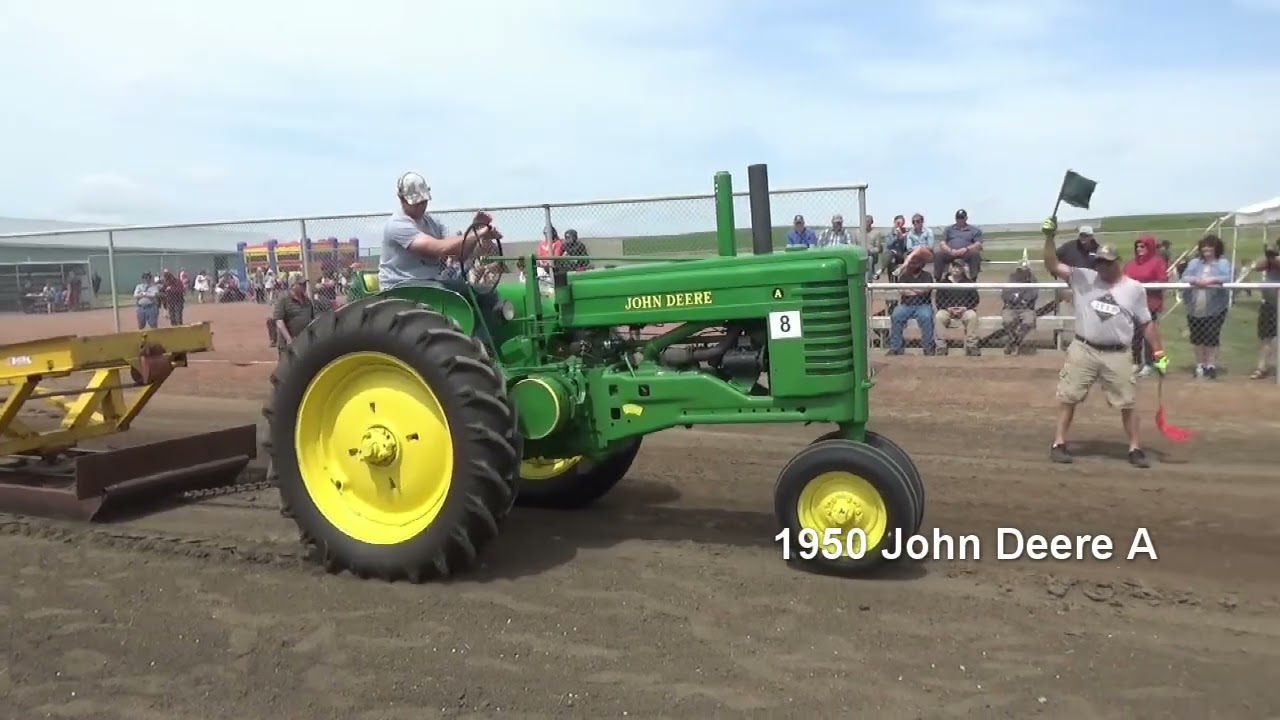 2022 Denzil Antique Tractor Pull