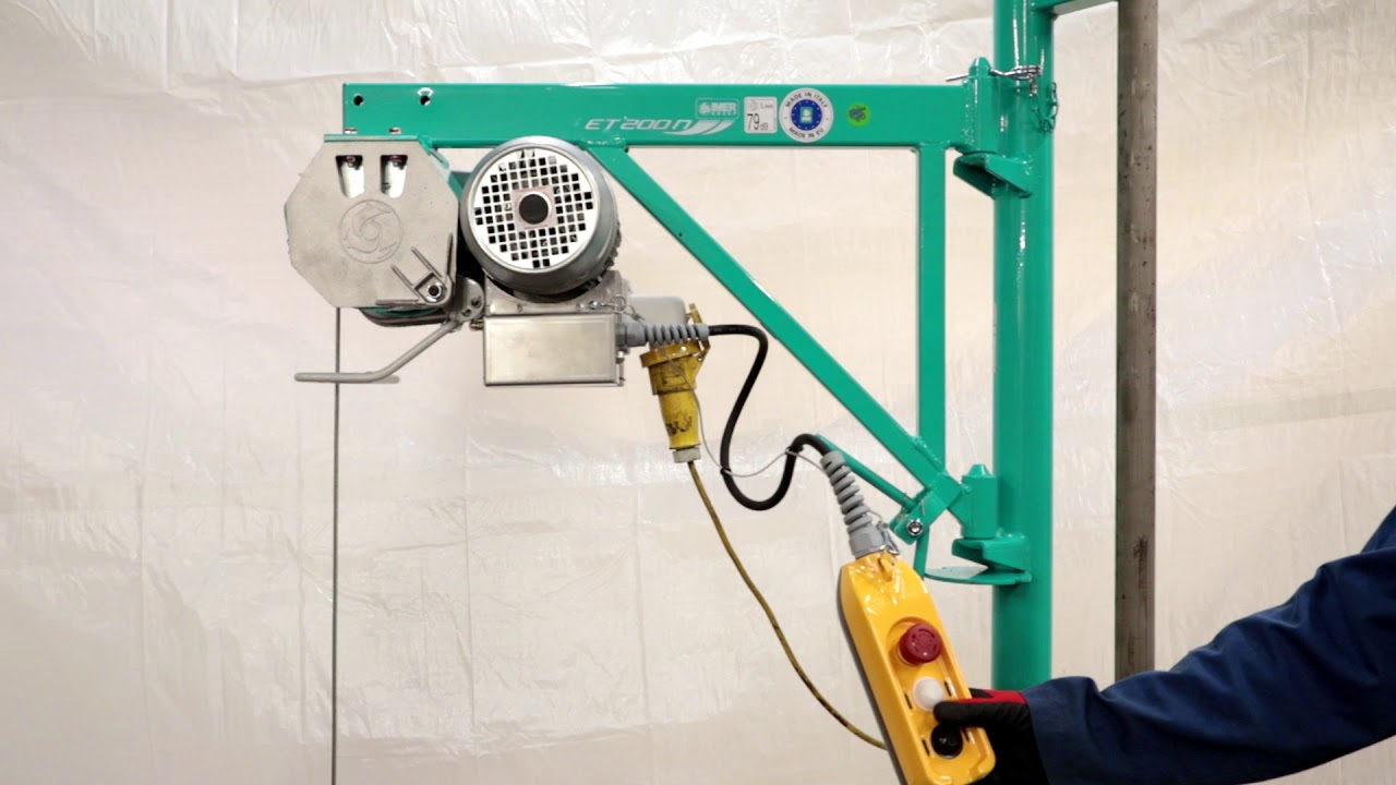 How to use a Scaffold Hoist - Lifting Gear Direct