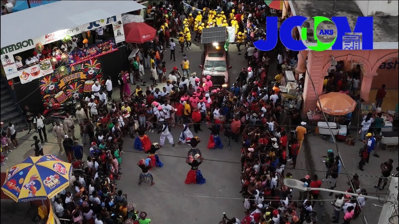 Vue aérienne du défilé – Premier jour gras du Carnaval 2026 à Jérémie 