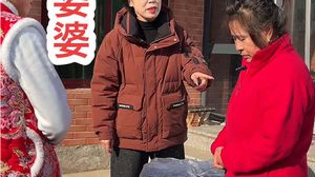 婆婆偏心也就算了，还到处说#偏心婆婆 #农村原创视频 #婆媳